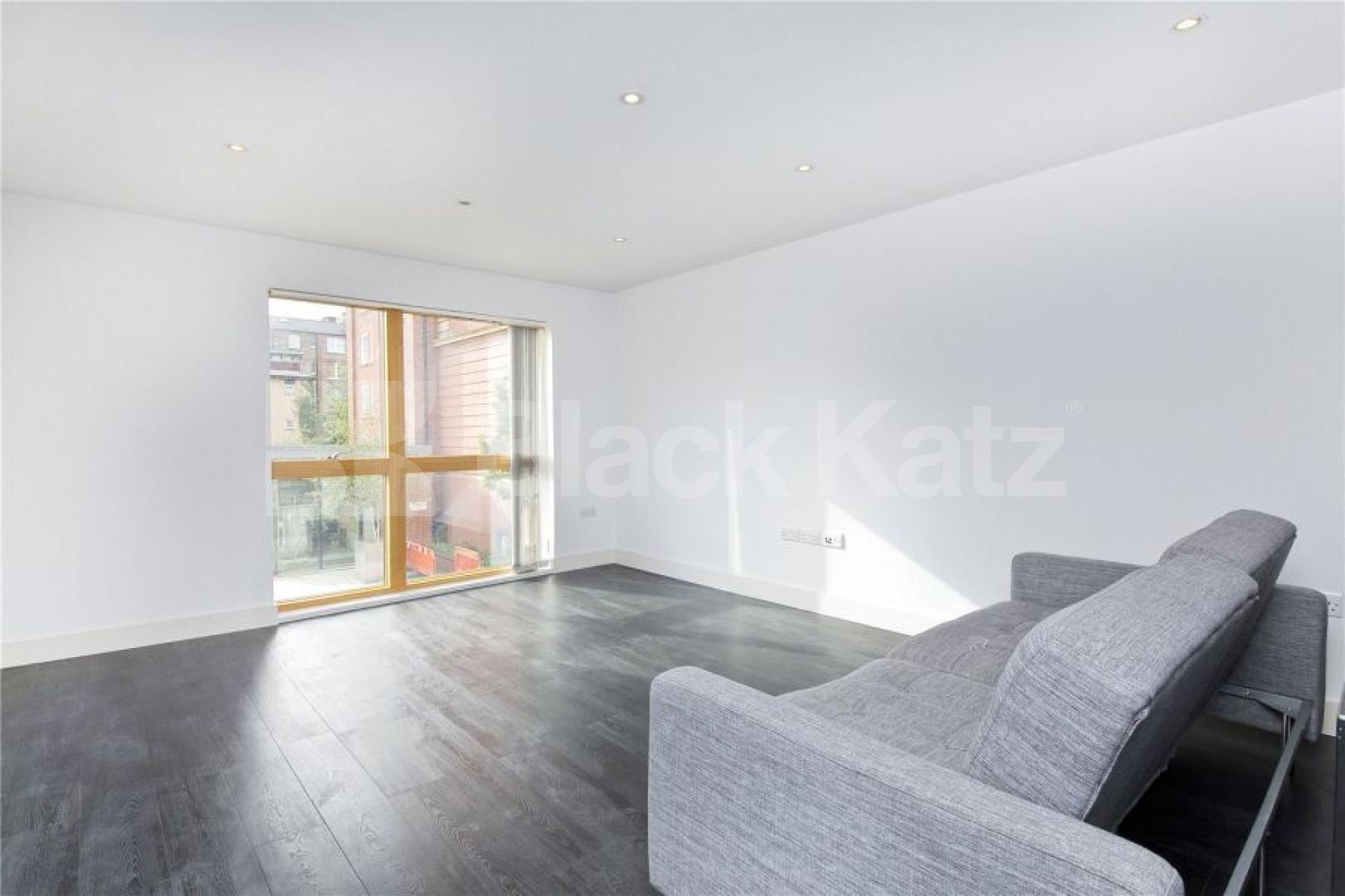 			New Instruction, 2 Bedroom, 1 bath, 1 reception Apartment			 Offord Road , ISLINGTON